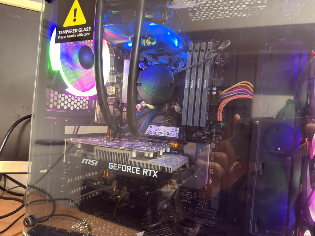 I5-8400, RTX 3050 ,16GB DDR4 RAM ,1 TB ssd m2 kingston