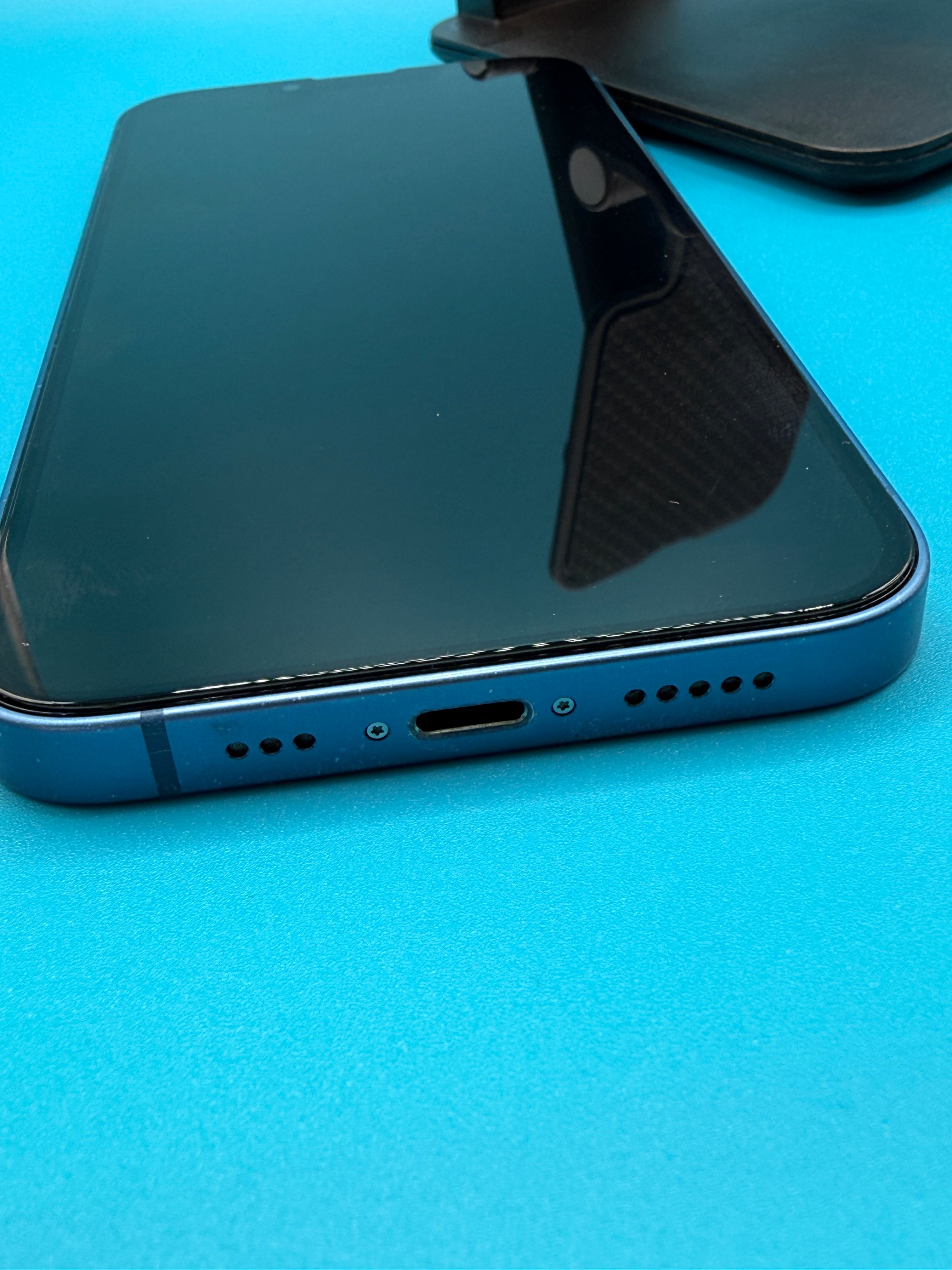 Iphone 13 -Blue 256 Gb
