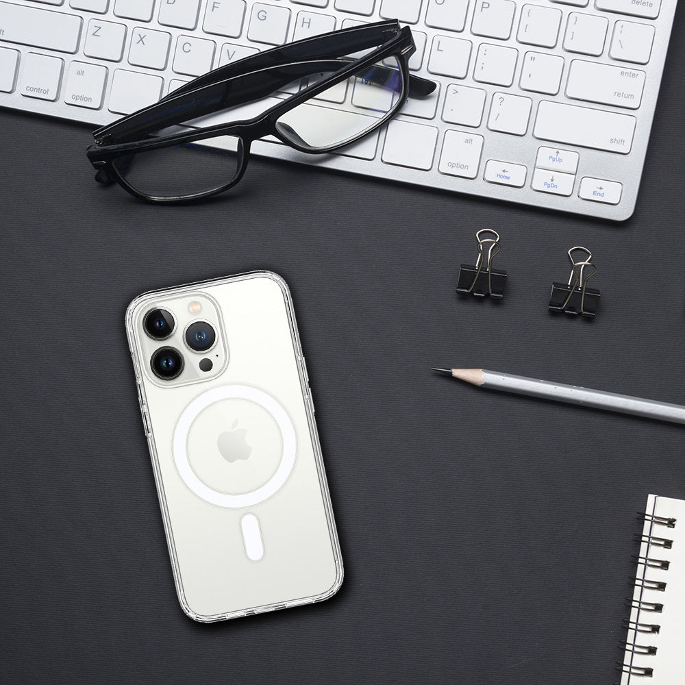 Husa acrilică Magsafe transparentă pentru iPhone 17